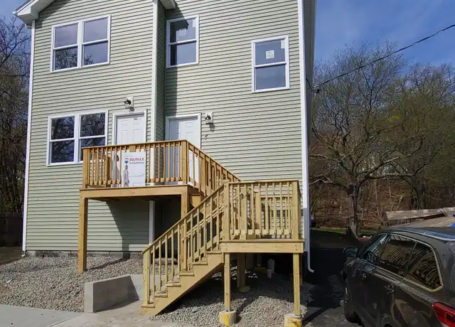 Property at 4 Cutler St Unit 1, Providence, RI, 02909, 3 beds, 2 baths, [object Object]