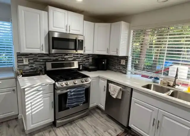Property at 2112 164th Ave NE, Bellevue, WA, 98008, 1 bed, 1 bath, [object Object]