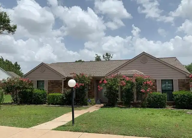 Property at 262 Barclay Ave, Coppell, TX, 75019, 4 beds, 2 baths, [object Object]