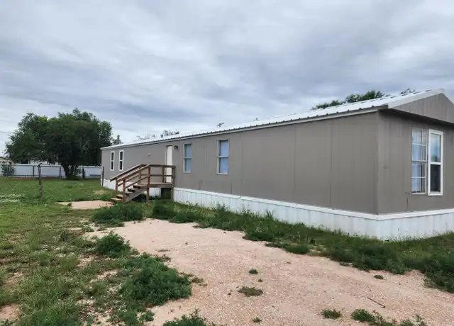 Property at 1308 North Avenue J Unit J, Portales, NM, 88130, 3 beds, 2 baths, [object Object]