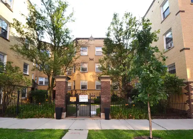 Property at 4400 N Rockwell St Unit 4400-3, Chicago, IL, 60625, 1 bed, 1 bath, [object Object]