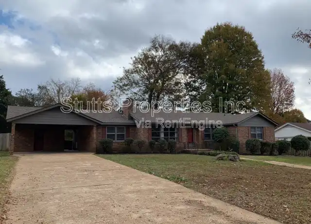 Property at 2224 Bower Dr, Florence, AL, 35630, 4 beds, 2.5 baths, [object Object]