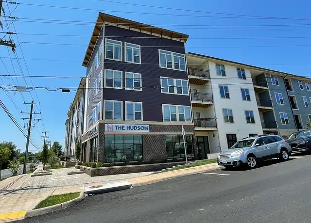 Property at The Hudson - 901 River Rd, Charlottesville, VA, 22901, 1-2 bed, 1-2 bath, [object Object]