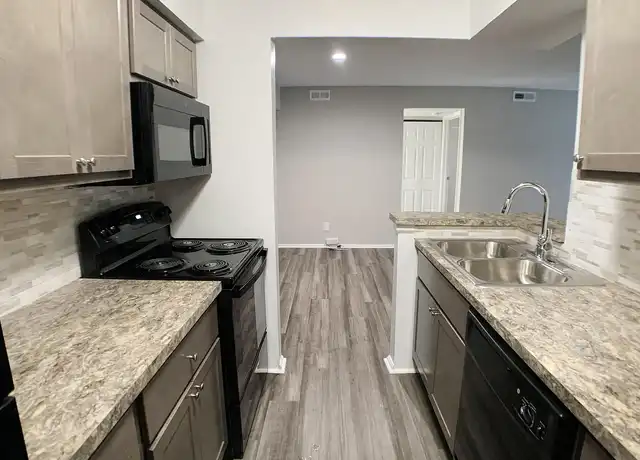 Property at Steeplechase Apartments - 3580 Steeplechase Ln, Loveland, OH, 45140, 1-2 bed, 1-2 bath, [object Object]