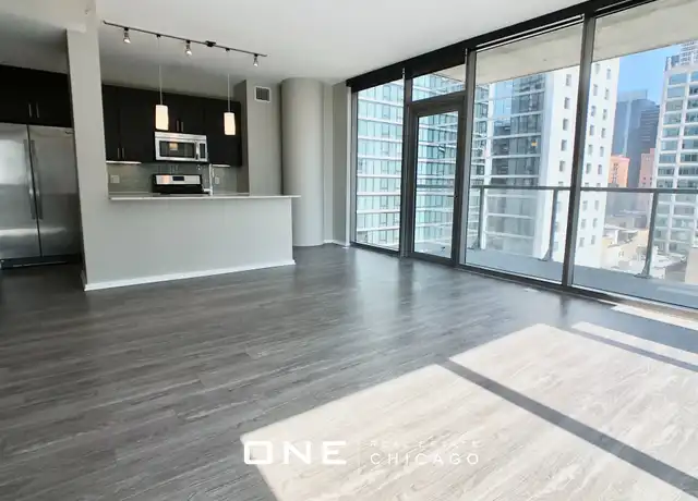 Property at 117 N Desplaines St Unit 4, Chicago, IL, 60661, 3 beds, 3 baths, [object Object]
