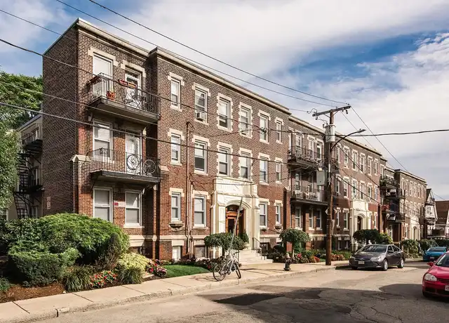 Property at 36-44 Quint Ave - 36 Quint Ave, Allston, MA, 02134, 2 beds, 1 bath, [object Object]