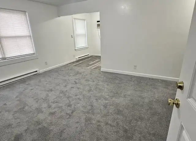 Property at 3218 Flanders Ave Unit B, Norfolk, VA, 23509, 2 beds, 1 bath, [object Object]