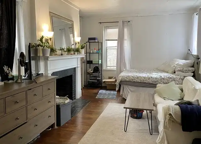 Property at 85 Phillips St Unit 4, Boston, MA, 02114, 1 bed, 1 bath, [object Object]