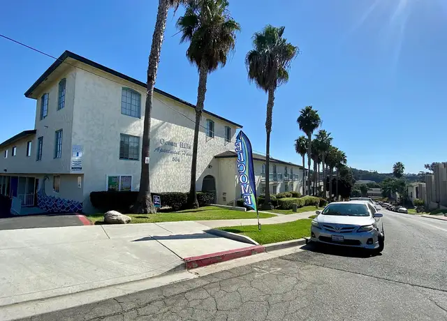 Photo of 504 Greenbrier Dr, Oceanside, CA 92054