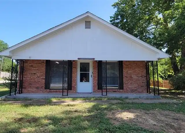 Property at 306 W Hale Ave, Decatur, TX, 76234, 3 beds, 1 bath, [object Object]