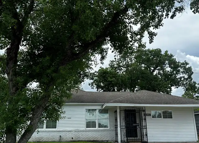 Property at 11802 Leitrim Way, Houston, TX, 77047, 3 beds, 2 baths, [object Object]