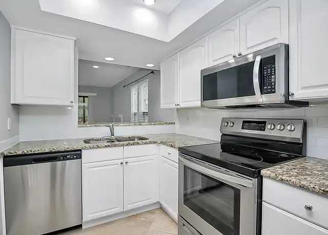 Property at 9237 Kings Canyon Dr, Charlotte, NC, 28210, 1 bed, 1 bath, [object Object]