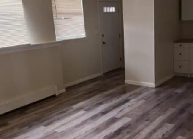 Property at 354 Wethersfield Ave, Hartford, CT, 06114, 1 bed, 1 bath, [object Object]