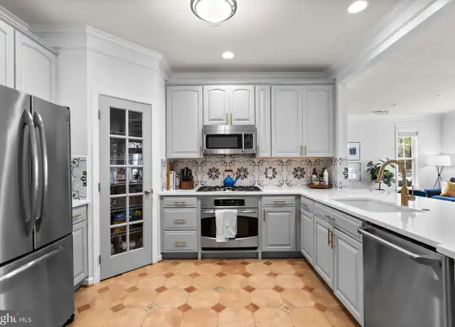 Property at 510 Sunset View Ter SE #101, Leesburg, VA, 20175, 2 beds, 2 baths, [object Object]