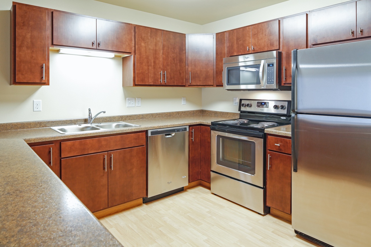 West Lake III Apartments - Apartments for Rent | Redfin