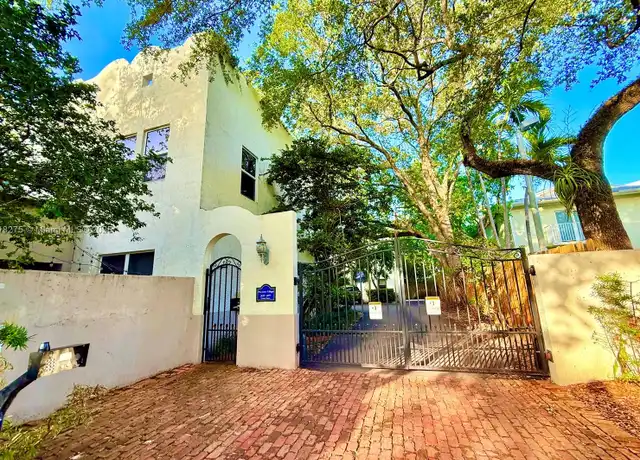 Property at 3071 Center St #19, Miami, FL, 33133, 2 beds, 1.5 baths, [object Object]