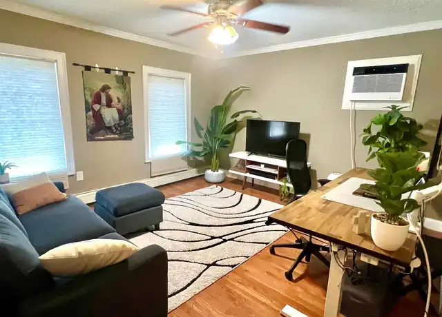 Property at 16 Charles St, Middletown, NY, 10940, 1 bed, 1 bath, [object Object]
