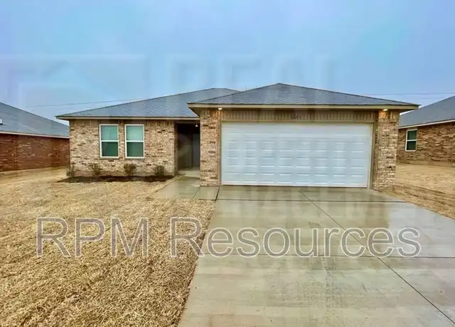 Property at 11105 NW 100th St, Yukon, OK, 73099, 3 beds, 2 baths, [object Object]