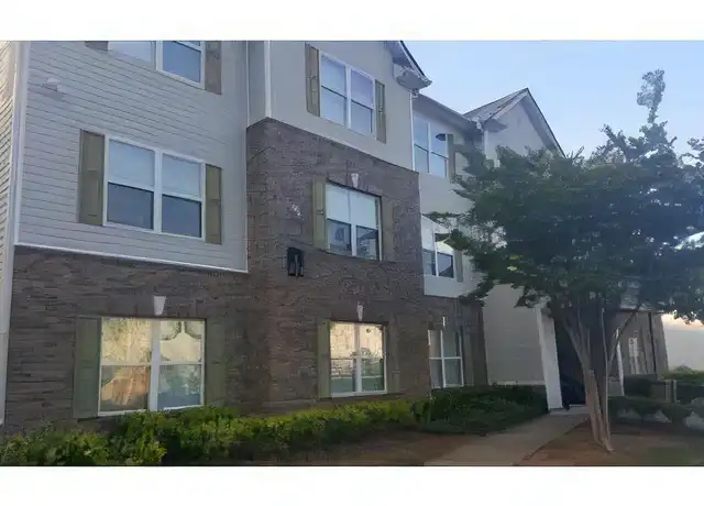 Property at 14204 Fairington Ridge Cir, Lithonia, GA, 30038, 3 beds, 2 baths, [object Object]
