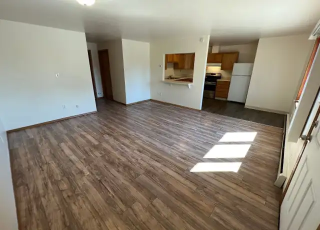 Property at 8055 Jewel Lake Rd Unit 07a, Anchorage, AK, 99502, 2 beds, 1 bath, [object Object]