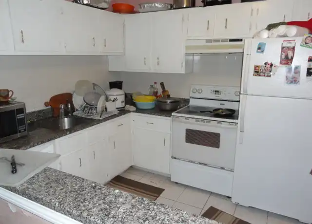 Property at 9 Weld St #49, Framingham, MA, 01702, 2 beds, 1 bath, [object Object]