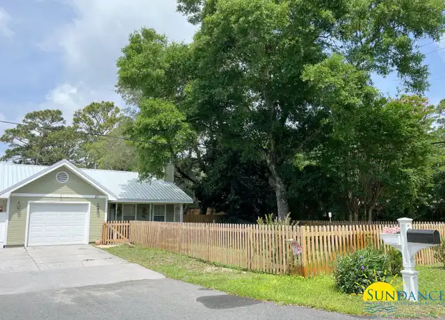 Property at 23 6th St, Shalimar, FL, 32579, 3 beds, 2 baths, [object Object]