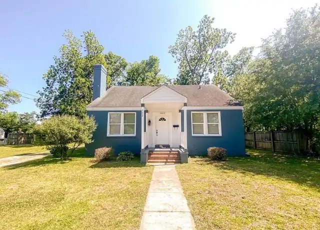 Property at 302 E 13th St, Lumberton, NC, 28358, 2 beds, 2 baths, [object Object]