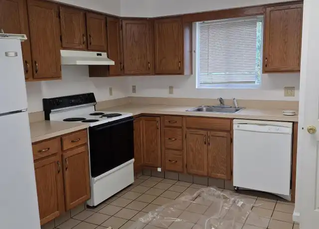 Property at 308 New York St, Scranton, PA, 18509, 1 bed, 1 bath, [object Object]