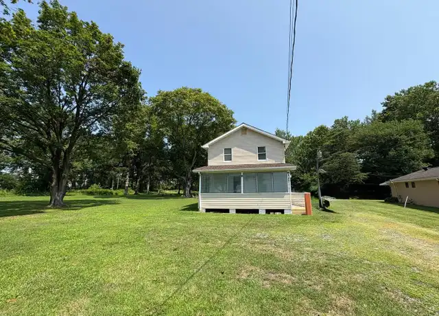 Property at 127 U.S. 130, Bordentown, NJ, 08505, 2 beds, 1 bath, [object Object]