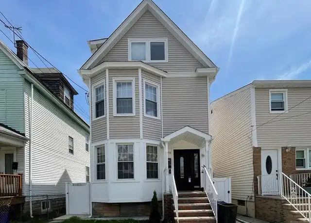 Property at 378 Forest St Unit 1, Kearny, NJ, 07032, 2 beds, 1 bath, [object Object]