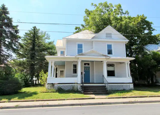 Property at 501 Collicello St, Harrisonburg, VA, 22802, 4 beds, 2 baths, [object Object]