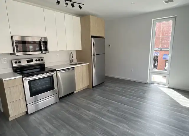 Property at 160 Middlesex St Unit 303, Lowell, MA, 01852, 1 bed, 1 bath, [object Object]