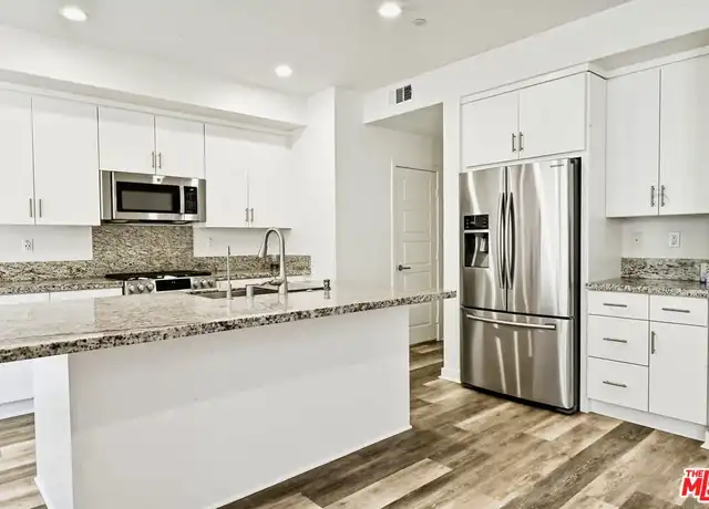Property at 39 Prominence, Lake Forest, CA, 92630, 3 beds, 2.5 baths, [object Object]