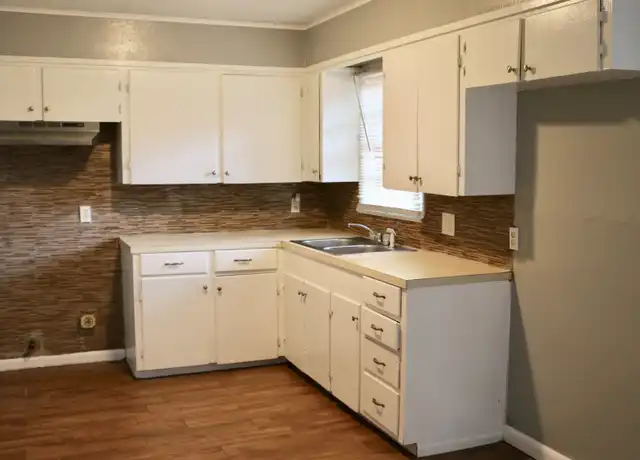 Property at 3007 Karla Cir, Shreveport, LA, 71118, 3 beds, 1 bath, [object Object]