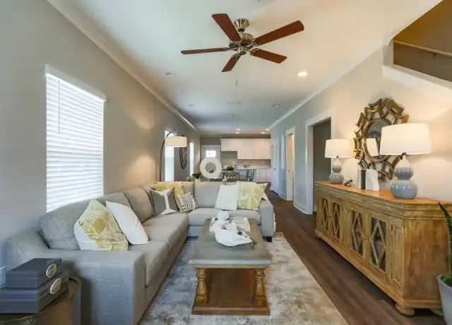 Property at 384 Date Palm Ln, Freeport, FL, 32439, 3 beds, 2.5 baths, [object Object]