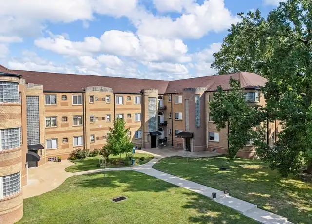 Property at 6014 S Kingshighway Blvd, St. Louis, MO, 63109, 1 bed, 1 bath, [object Object]