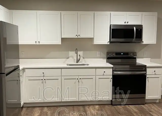 Property at 5 Paul Francis Way, Plymouth, MA, 02360, 1 bed, 1 bath, [object Object]