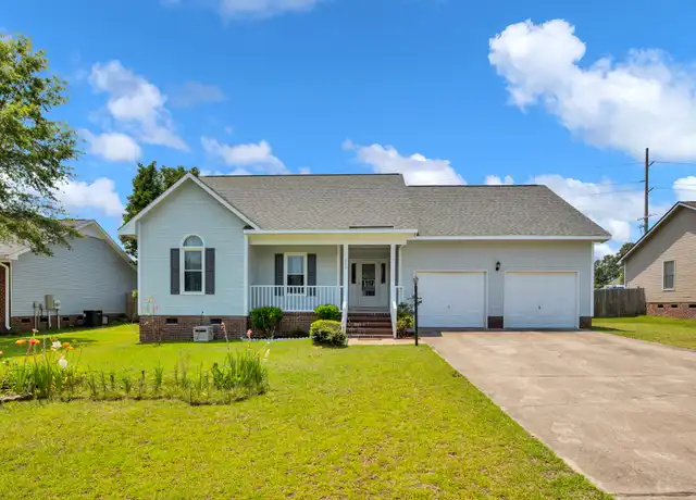 Property at 380 Eileen Dr, Spring Lake, NC, 28390, 3 beds, 2 baths, [object Object]