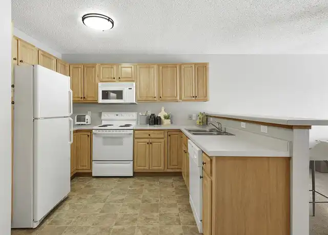 Property at Shadow Hills - 4540 Nathan Ln N, Minneapolis, MN, 55442, 1-2 bed, 1-2 bath, [object Object]
