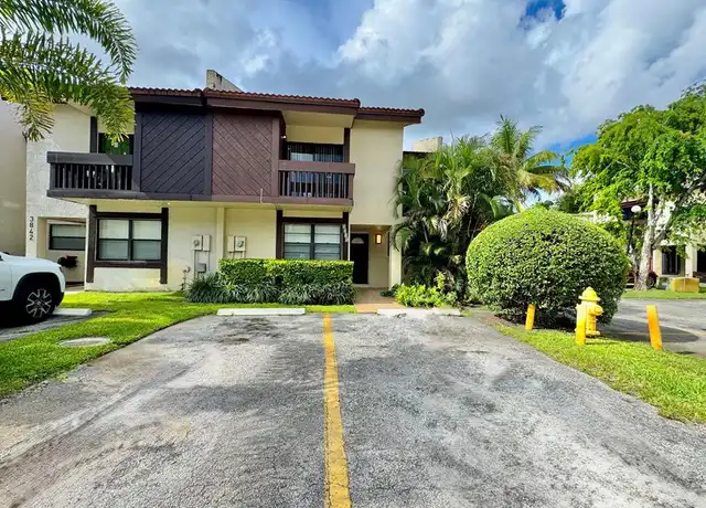 Property at 3840 SW 52nd Ave, Hollywood, FL, 33023, 3 beds, 2.5 baths, [object Object]