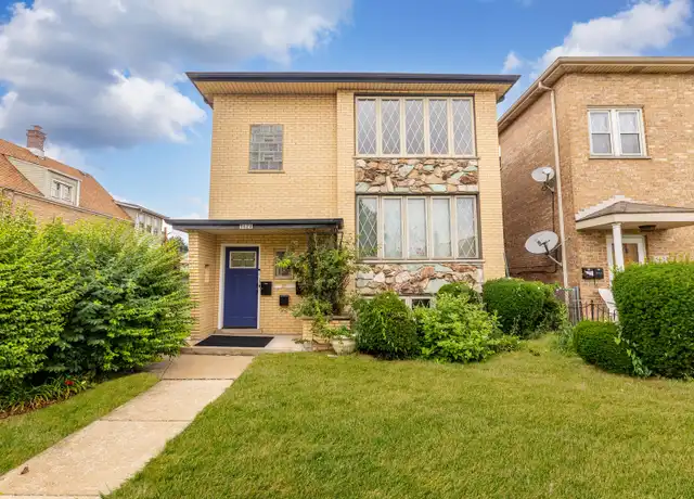 Property at 5626 W 64th St Unit 2, Chicago, IL, 60638, 3 beds, 1.5 baths, [object Object]