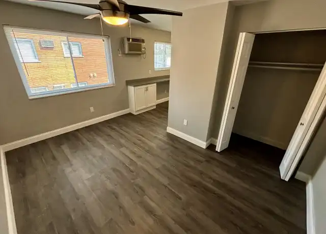 Property at 2204 Lawn Ave Unit 8, Norwood, OH, 45212, 1 bed, 1 bath, [object Object]