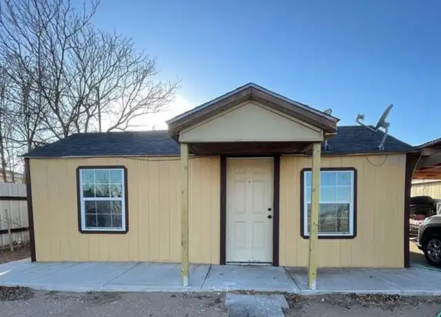 Property at 804 S Lincoln Ave, Odessa, TX, 79761, 2 beds, 1 bath, [object Object]