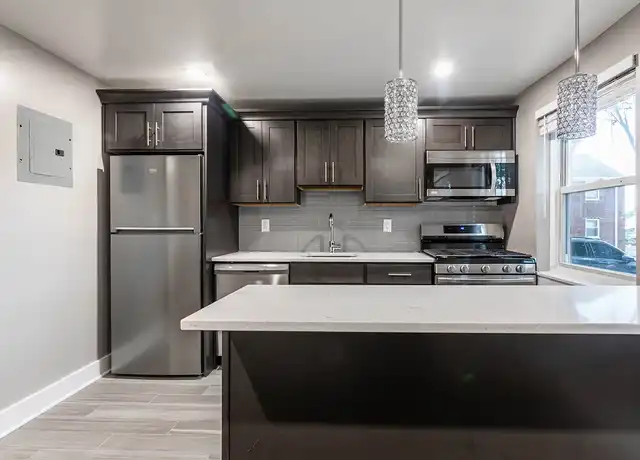 Property at Essex Gardens - 15 Essex Ct, Maywood, NJ, 07607, 1-2 bed, 1 bath, [object Object]