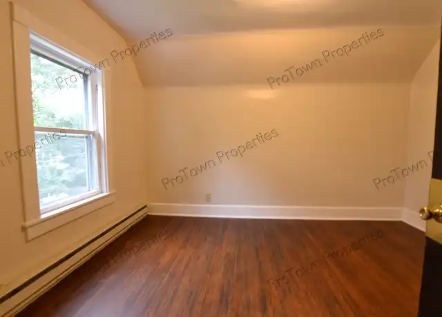 Property at 224 Lincoln St, Joliet, IL, 60433, 4 beds, 2 baths, [object Object]