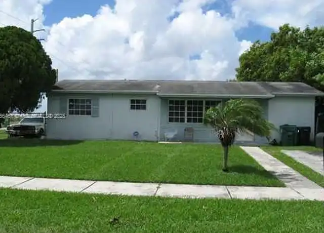 Property at 27922 SW 130th Ct, Homestead, FL, 33032, 3 beds, 1 bath, [object Object]