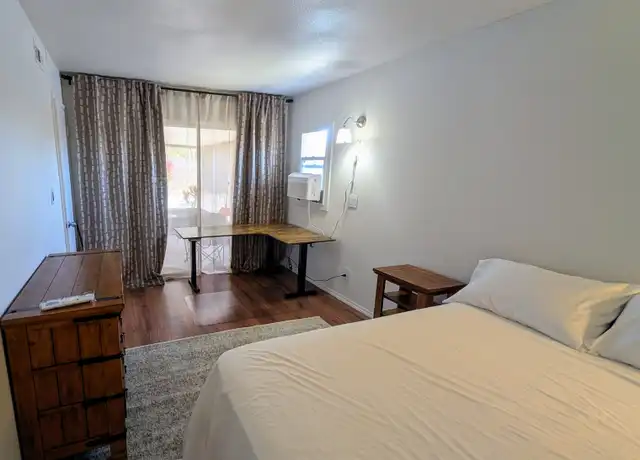 Property at 3727 W Port Royale Ln Rm 3, Phoenix, AZ, 85053, 1 bed, 1 bath, [object Object]