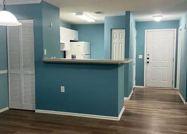 Property at 50 Pebble Beach Cv Unit E218, Bluffton, SC, 29910, 2 beds, 2 baths, [object Object]