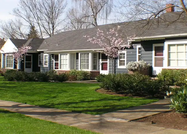 Property at HOYT STREET APARTMENTS (CZOP05) - 4405 NE Hoyt St, Portland, OR, 97213, 1 bed, 1 bath, [object Object]