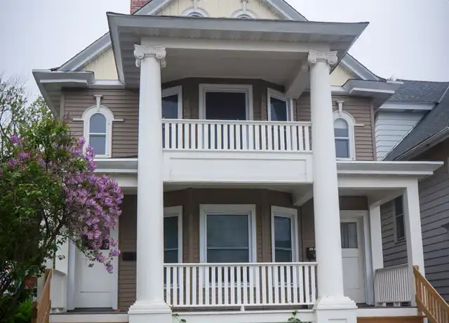 Property at 330 N 12th Ave E Unit 330, Duluth, MN, 55805, 2 beds, 1 bath, [object Object]